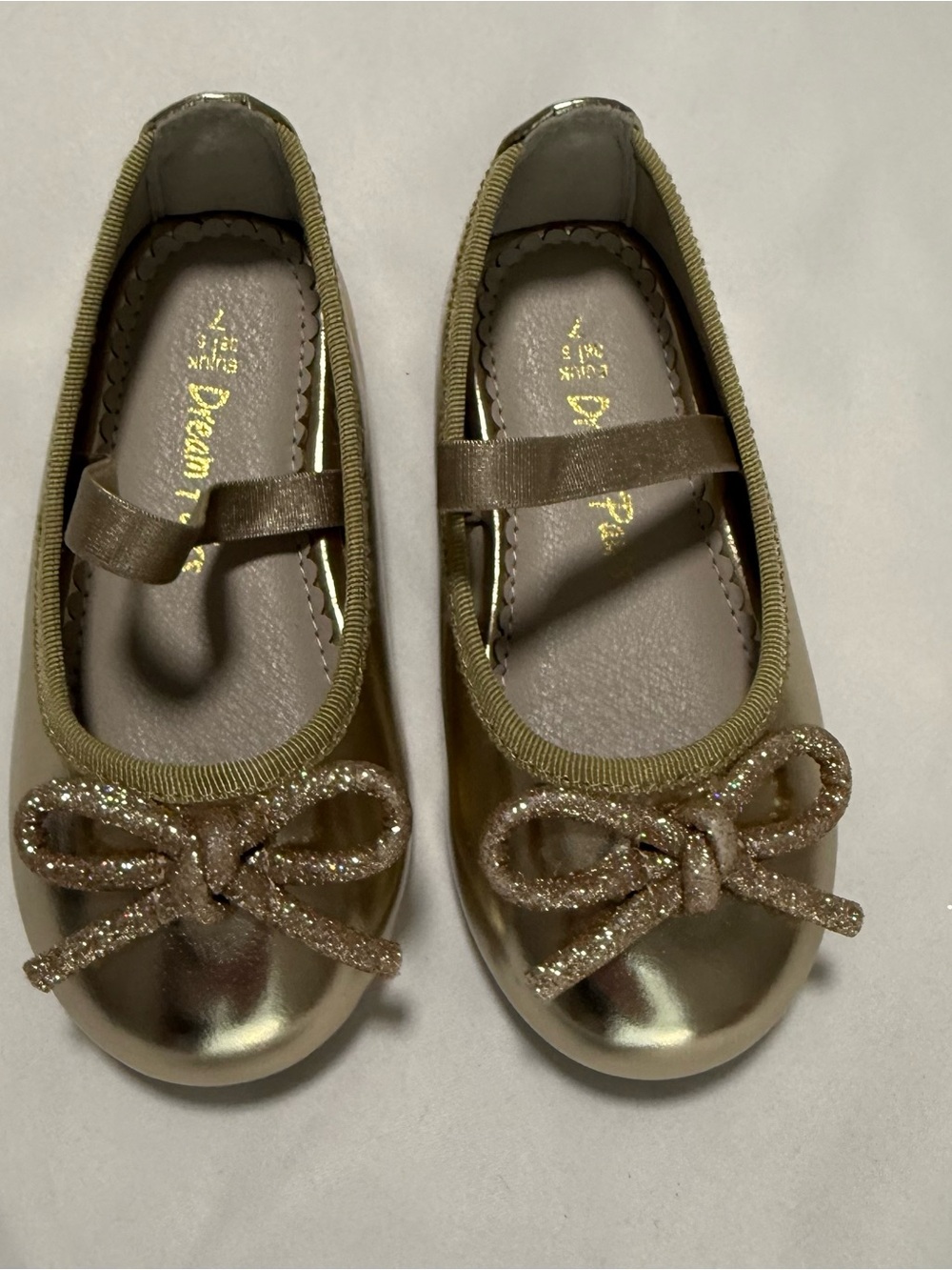 Dream Pairs Girls Metallic Gold Mary Jane Flats with Glitter Bow